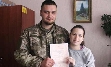 З калинівського РАЦСу воїн одразу поїхав на фронт
