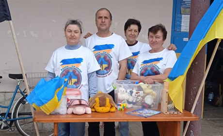 Володимирецькі волонтери організували акцію до Дня дітей