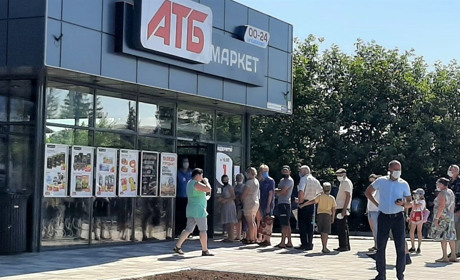 Перший день роботи «АТБ» в Біляївці: скільки людей відвідали, і що цікавого там представлено