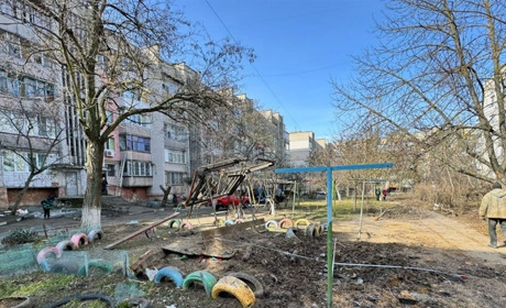 Ворожі обстріли Херсонщини: окупанти завдали ударів з артилерії, РСЗВ та безпілотників