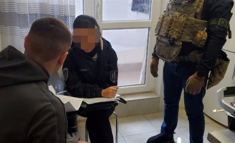 Правоохоронці з Одещини та багатодітний батько за гроші допомагали вивозити ухилянтів до Молдови