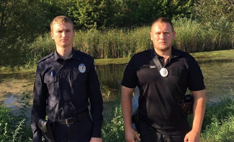 Барські поліцейські врятували жінку, яка намагалась покінчити життя самогубством