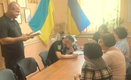 Дільничні офіцери звітували перед населенням громади