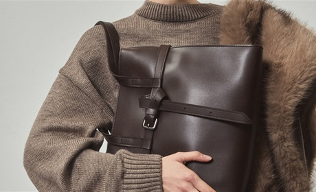 Жіночі аксесуари: останні тренди, які доповнять твій образ