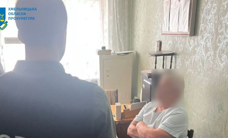 На Хмельниччині судитимуть завідувача відділення лікарні, який вимагав у в’язня гроші за лікування