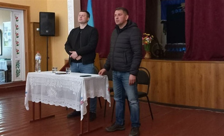 Депутат Ігор Васильєв відвідав Ворожбянську громаду: говорили про дороги та Інтернет