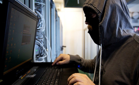 Хотів придбати трактор через інтернет і потрапив у шахрайську пастку