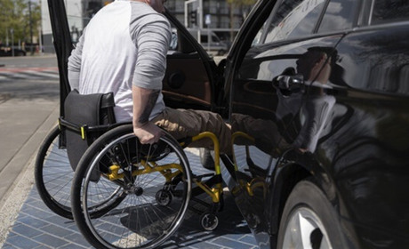 Ветерани з інвалідністю можуть отримати до 70 тисяч гривень за переобладнання власного авто