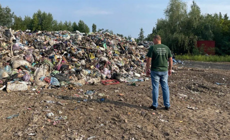 Екоінспекція закликає полісян повідомляти про стихійні сміттєзвалища і екологічні загрози: що робити