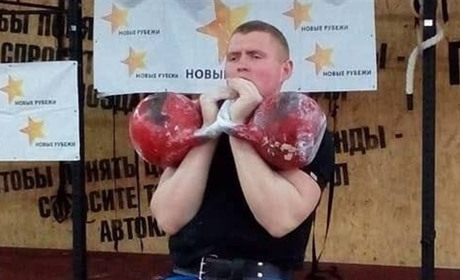 Максим Муратов зі Сватівщини брав участь в онлайн-турнірі з гирьового спорту: як це було