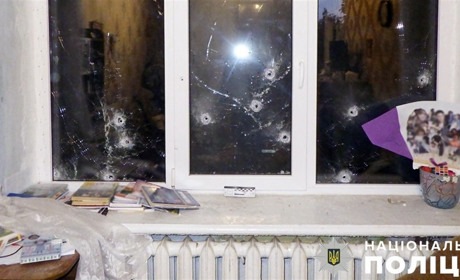 На Житомирщині чоловік з автомата стріляв по вікнах багатоповерхівки: подробиці