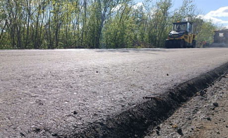 На окупованій Луганщині взялися за трасу до т.зв."ДНР". Навіщо їм шлях від Антрацита до Дебальцевого