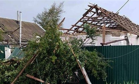 На Херсонщині окупанти атакували житлові квартали, критичну та соціальну інфраструктуру