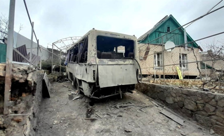 На Херсонщині терористи обстрілюють медзаклади, житлові будинки та магазини, — поліція