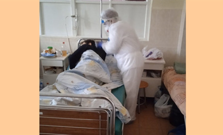 З 17 летальних випадків у Білопільській лікарні - жодного повністю щепленого!