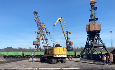 Южненський торговельний порт відремонтував один з причалів(ФОТО)