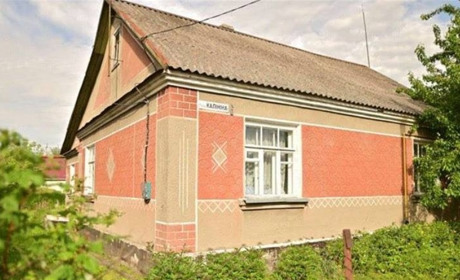Сироті з Нетішина придбали будинок у Славуті