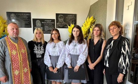 У Мамаївській територіальній громаді відкрили меморіальні дошки загиблим воїнам