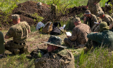 Ветерани можуть пройти безплатний курс англійської з носіями мови: подробиці та як зареєструватися