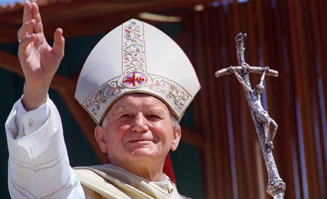 Мелитопольские поляки поздравили папу римского Иоанна Павла II со 100-летием со дня рождения 