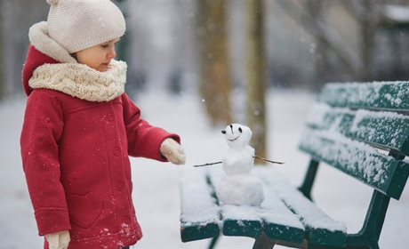 На вихідні синоптики прогнозують невеликий дощ та мокрий сніг: прогноз погоди