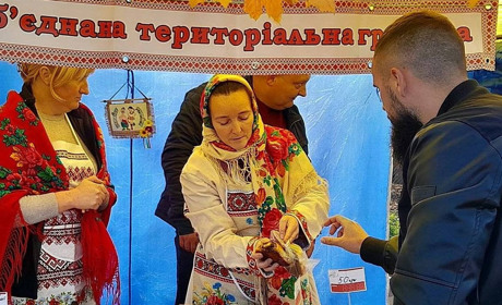 В селі Піщана за участі громад Подільщини відбувся благодійний ярмарок