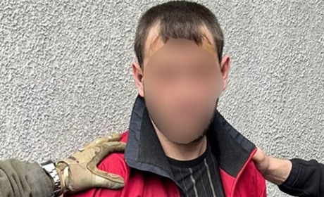 Правоохоронці затримали мешканця Бахмутського району, що працював на ворога. Йому “світить” довічне