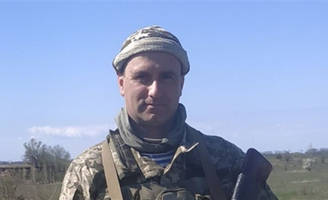 Маленька Злата не дочекалася тата на День народження, Захисник Сергій Сеник загинув у бою за Бахмут
