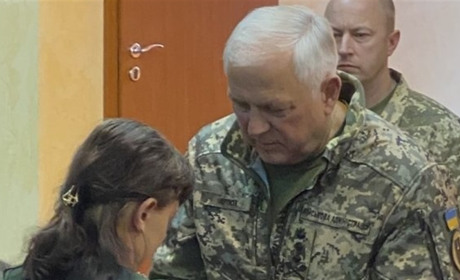 Родинам шести загиблих шосткинців вручили державні нагороди