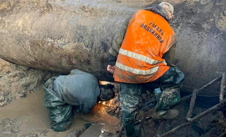 Вода в Умані є: робітники «Уманьводоканалу» ліквідували великий порив водогону