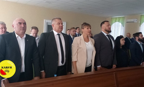 Хто став «депутатами Херсонської обласної думи» — викриваємо зрадників далі