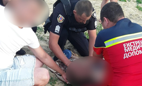 Трагедія на воді: в Одеській області під час купання у ставку загинув 10-річний хлопчик