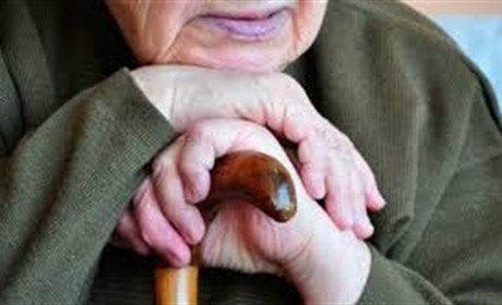 Допоможіть зустрітися: літня жінка з Одеси шукає свою давню подругу і її доньку з Біляївки