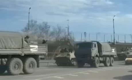 Обстріл військової частини і триколор на ГЕС: так починалася війна у Новій Каховці