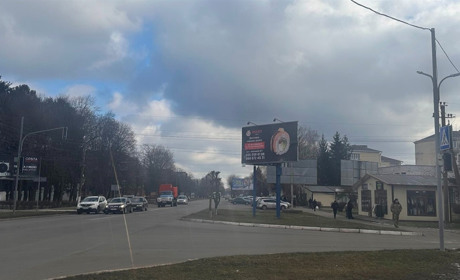 Новини воєнного часу. Благодійні кошти, участь у виставці, виконком, річниця клубу, виховання