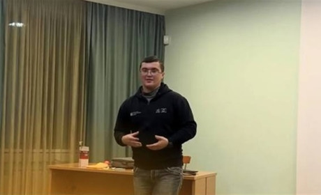 У Південному відбудеться зустріч молоді з ментором програм громадянської освіти Денисом Власенком