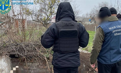 На Херсонщині правоохоронці виявили тіла закатованих окупантами місцевих жителів