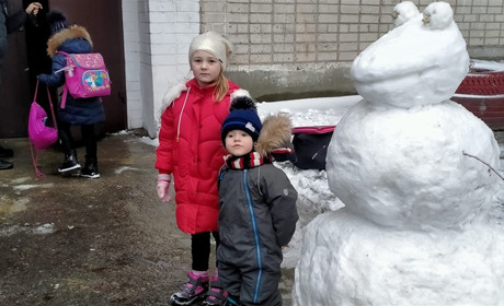 На день снігу ми зібрали фото херсонських сніговиків. Дивіться топ 10 нашої редакції