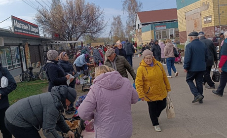 На базарі в Переяславі перед Великоднем яйця продавали по 70 гривень