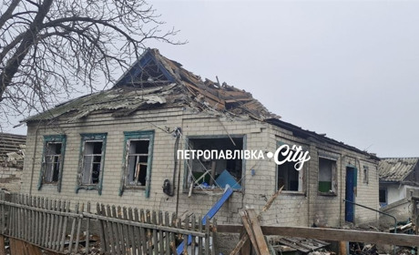 У Петропавлівці дрони влучили в приватний сектор: троє постраждалих