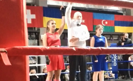 Чотири боксерки-вихованки Біляївської ДЮСШ стали чемпіонками області: вони вибороли золоті медалі