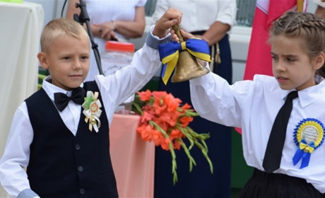 У Біляївській громаді стартував навчальний рік: різні форми навчання та предмет «Захист України»