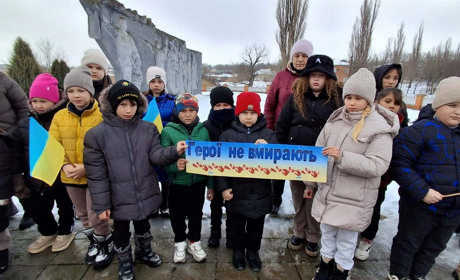 Чотири роки великої війни: у Дмитрівській громаді вшанували полеглих Героїв
