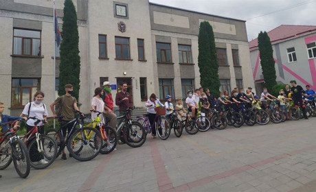 У День Незалежності у Жмеринці відбувся велопробіг у вишиванках