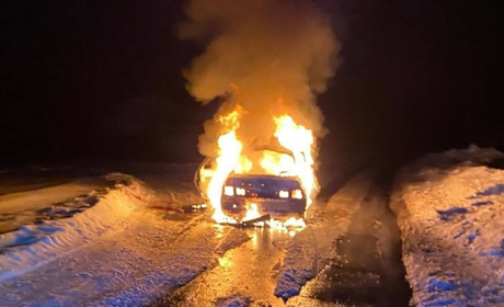 Хроніка війни: ворожі дрони б’ють по цивільних авто. На Білопільщині – двоє загиблих