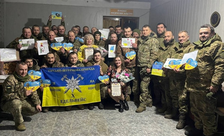"Ці зустрічі завжди зворушливі": Зоя Тимченко, Віктор Бутко та Інна Лисаківська відвідали бійців ЗСУ