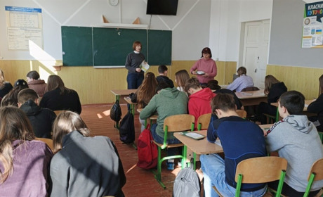 Холодні класи та «закритий вентиль»: чому школи Городка залишилися без тепла у квітні