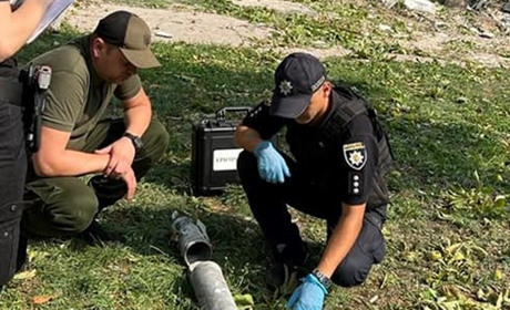 Поліцейські фіксують чергові обстріли міста Нікополя: фото