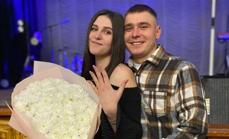 Жителька Сарненщини сказала «Так» на концерті Волканова: що відомо про пару
