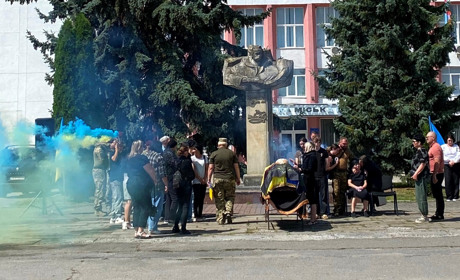 Барська громада попрощалася із захисником Олексієм Гордецьким (Качуром) з м. Бар
